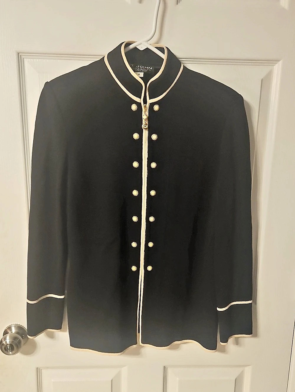 St. John Black Mandarin Collar Button Front Top